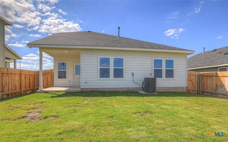 521 HODGES Street, Maxwell, TX 78656, 4 Habitaciones Habitaciones , ,3 BañosBaños,Residential,En Venta,521 HODGES Street,0,583367