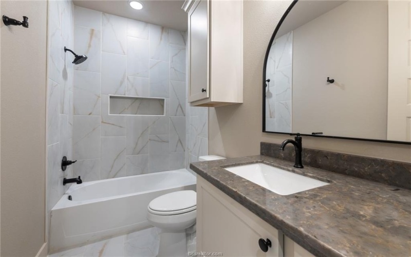 944 Calaveras, College Station, TX 77845, 4 Bedrooms Bedrooms, ,3 BathroomsBathrooms,Residential,For Sale,944 Calaveras,0,25006879