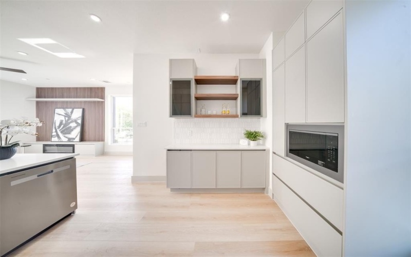 512 N Lancaster Street, Dallas, TX 75203, 3 Habitaciones Habitaciones , ,3 BañosBaños,Residential,En Venta,512 N Lancaster Street,20968744