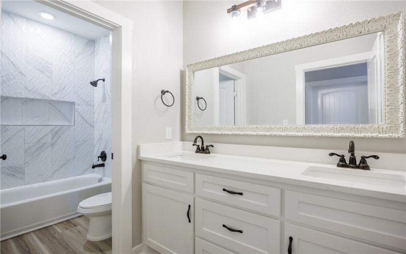 3809 Laguna Shores, Corpus Christi, TX 78418, 6 Habitaciones Habitaciones , ,5 BañosBaños,Residential,En Venta,3809 Laguna Shores,439317