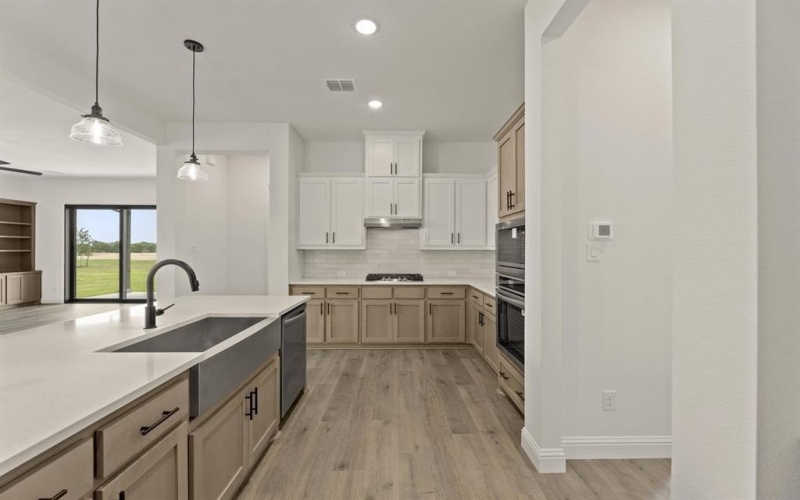 124 Evanston Court, New Fairview, TX 76078, 4 Bedrooms Bedrooms, ,3 BathroomsBathrooms,Residential,For Sale,124 Evanston Court,0,20969210