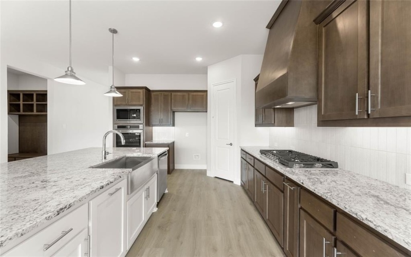132 Evanston Court, New Fairview, TX 76078, 4 Bedrooms Bedrooms, ,5 BathroomsBathrooms,Residential,For Sale,132 Evanston Court,0,20969293