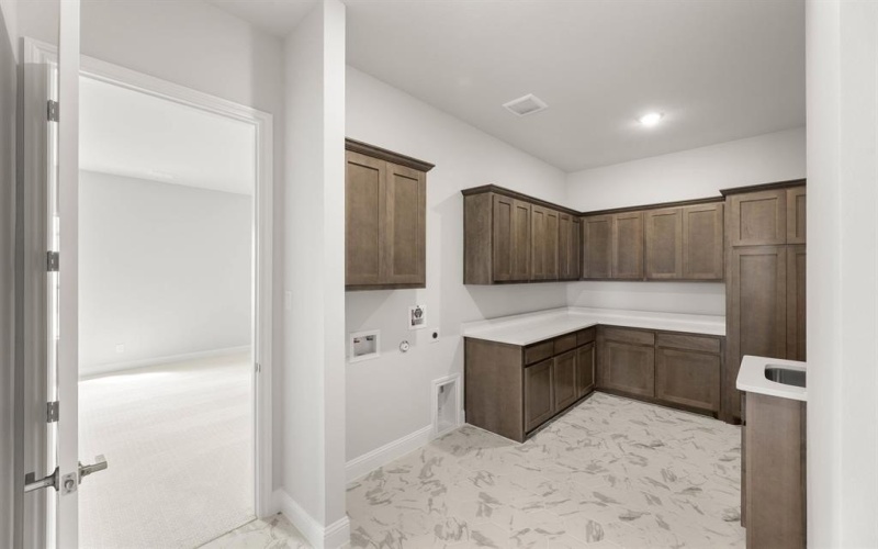 132 Evanston Court, New Fairview, TX 76078, 4 Bedrooms Bedrooms, ,5 BathroomsBathrooms,Residential,For Sale,132 Evanston Court,0,20969293
