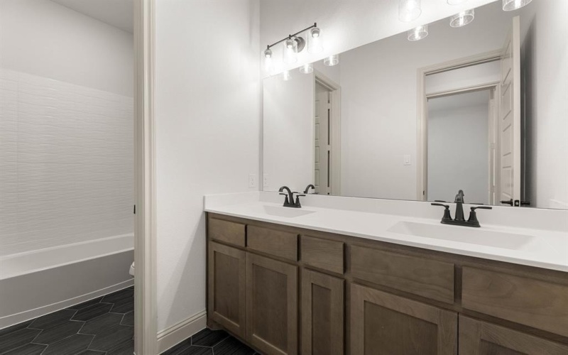 136 Evanston Court, New Fairview, TX 76078, 3 Habitaciones Habitaciones , ,2 BañosBaños,Residential,En Venta,136 Evanston Court,0,20969319