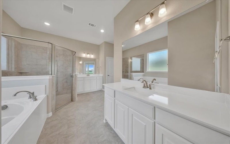 111 Clear Creek Lane, New Fairview, TX 76078, 4 Habitaciones Habitaciones , ,3 BañosBaños,Residential,En Venta,111 Clear Creek Lane,20969329