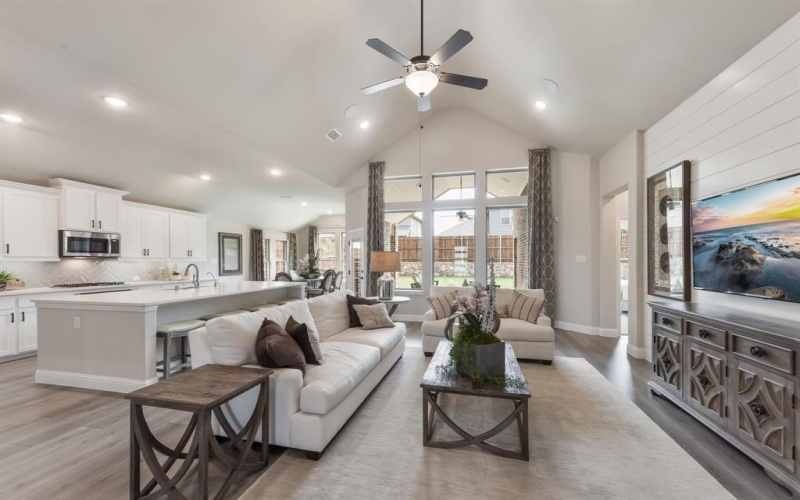 1866 Overcup Court, Waxahachie, TX 75165, 4 Bedrooms Bedrooms, ,3 BathroomsBathrooms,Residential,For Sale,1866 Overcup Court,20969340
