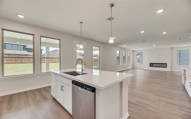 15009 Sagasta Court, Little Elm, TX 75068, 4 Habitaciones Habitaciones , ,3 BañosBaños,Residential,En Venta,15009 Sagasta Court,20969373