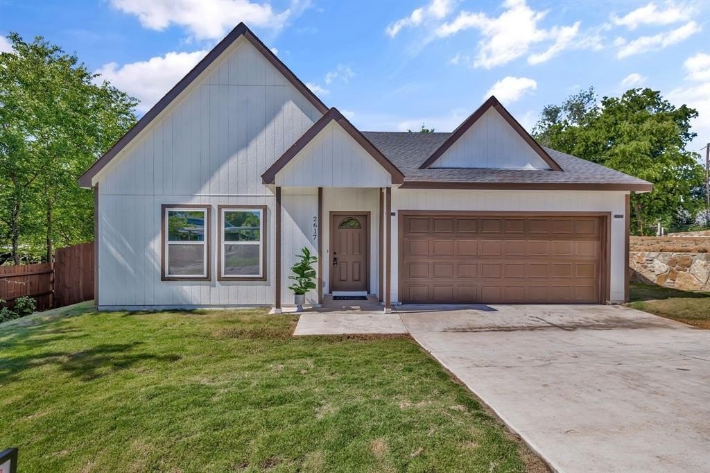 2617 Hillside Drive, Granbury, TX 76048, 3 Habitaciones Habitaciones , ,2 BañosBaños,Residential,En Venta,2617 Hillside Drive,20969411