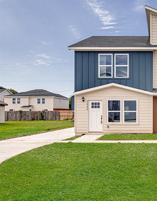 5840 Eastland Street, Fort Worth, TX 76119, 2 Bedrooms Bedrooms, ,2 BathroomsBathrooms,Residential,For Sale,5840 Eastland Street,20969506