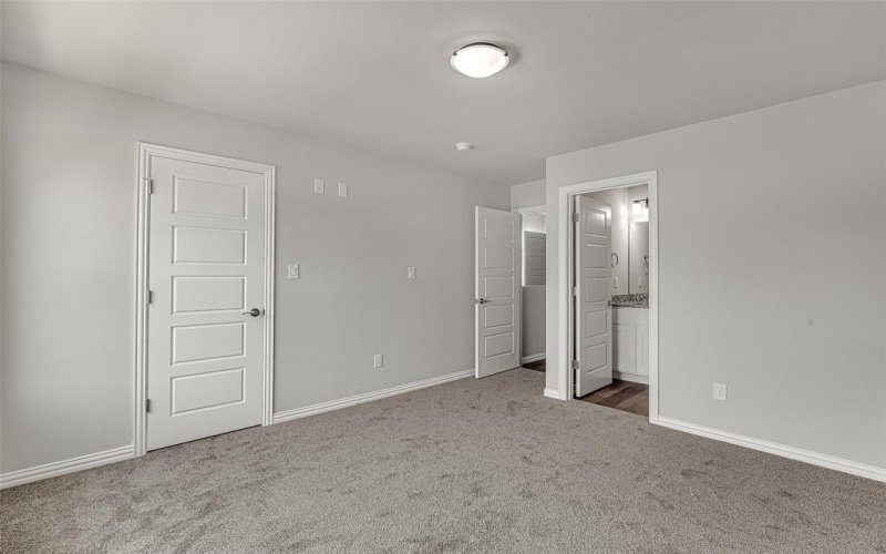 5840 Eastland Street, Fort Worth, TX 76119, 2 Bedrooms Bedrooms, ,2 BathroomsBathrooms,Residential,For Sale,5840 Eastland Street,20969506