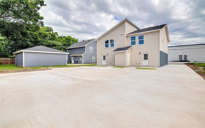 5840 Eastland Street, Fort Worth, TX 76119, 2 Bedrooms Bedrooms, ,2 BathroomsBathrooms,Residential,For Sale,5840 Eastland Street,20969506