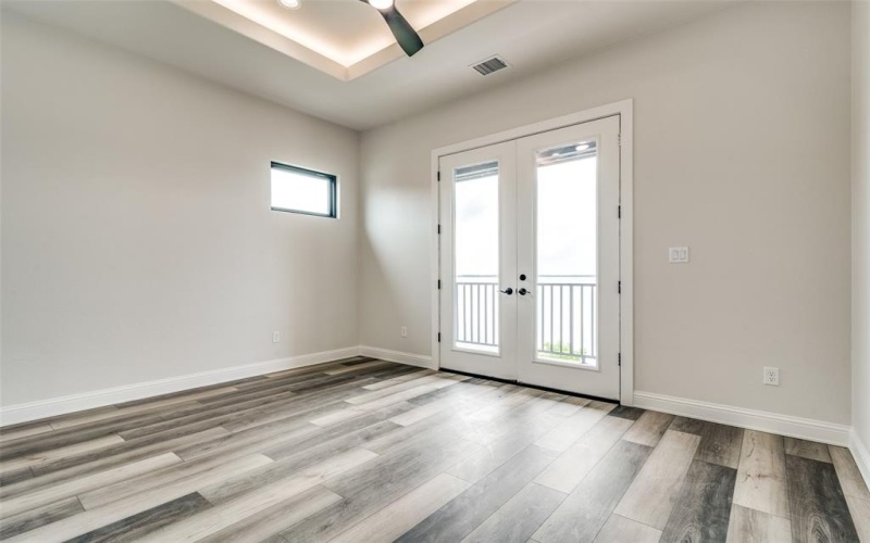 18023 Lake Ray Hubbard Drive, Forney, TX 75126, 5 Bedrooms Bedrooms, ,6 BathroomsBathrooms,Residential,For Sale,18023 Lake Ray Hubbard Drive,20969609