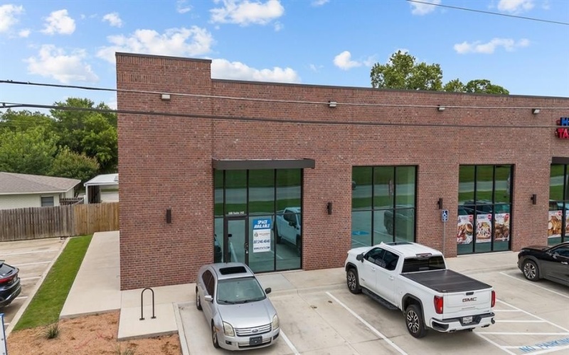 108 N Jim Wright Freeway #102, White Settlement, TX 76108, ,Other,For Sale,108 N Jim Wright Freeway,20961260