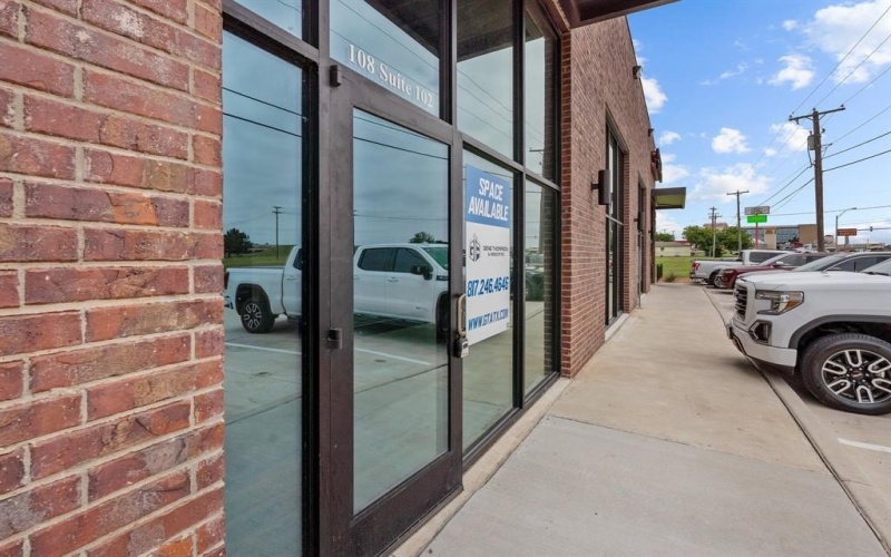 108 N Jim Wright Freeway #102, White Settlement, TX 76108, ,Other,For Sale,108 N Jim Wright Freeway,20961260