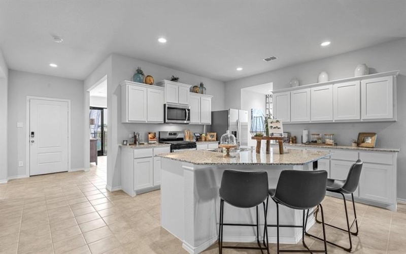 2128 RANGER HILL Avenue, Fort Worth, TX 76108, 4 Bedrooms Bedrooms, ,2 BathroomsBathrooms,Residential,For Sale,2128 RANGER HILL Avenue,20963765