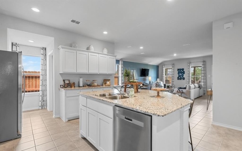 2128 RANGER HILL Avenue, Fort Worth, TX 76108, 4 Bedrooms Bedrooms, ,2 BathroomsBathrooms,Residential,For Sale,2128 RANGER HILL Avenue,20963765