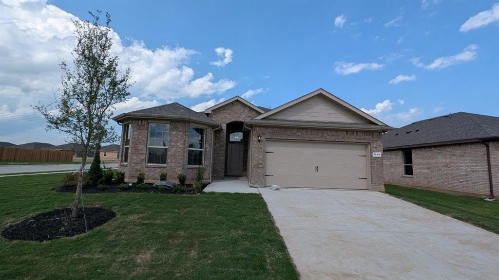 1001 TRACTION Trail, Cleburne, TX 76031, 4 Habitaciones Habitaciones , ,2 BañosBaños,Residential,En Venta,1001 TRACTION Trail,20967121