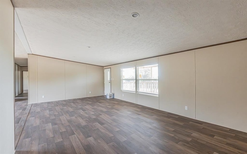 320 Denton Heights Lane, Weatherford, TX 76085, 5 Bedrooms Bedrooms, ,3 BathroomsBathrooms,Residential,For Sale,320 Denton Heights Lane,20967154