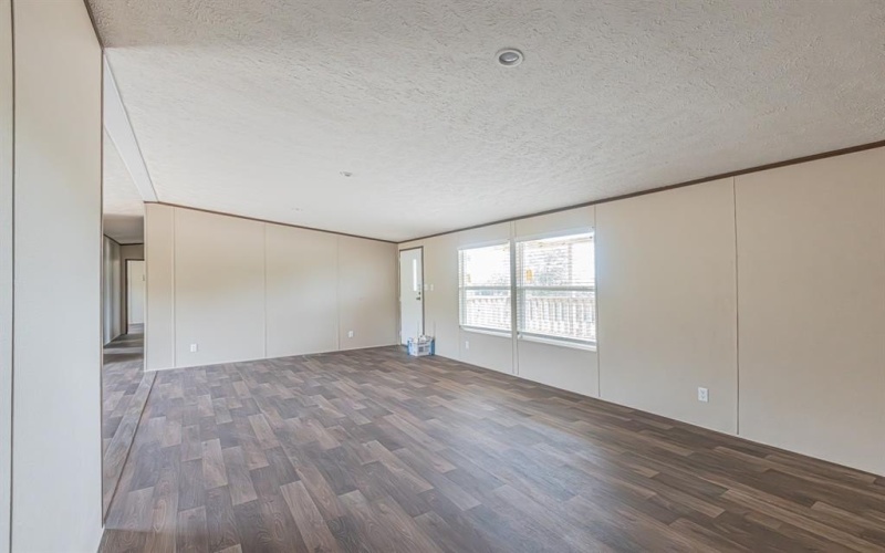 320 Denton Heights Lane, Weatherford, TX 76085, 5 Bedrooms Bedrooms, ,3 BathroomsBathrooms,Residential,For Sale,320 Denton Heights Lane,20967154