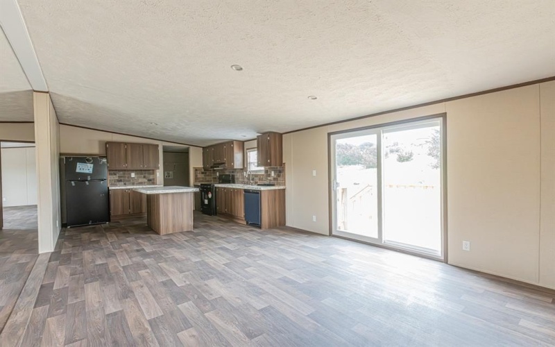320 Denton Heights Lane, Weatherford, TX 76085, 5 Bedrooms Bedrooms, ,3 BathroomsBathrooms,Residential,For Sale,320 Denton Heights Lane,20967154