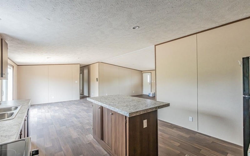 320 Denton Heights Lane, Weatherford, TX 76085, 5 Bedrooms Bedrooms, ,3 BathroomsBathrooms,Residential,For Sale,320 Denton Heights Lane,20967154