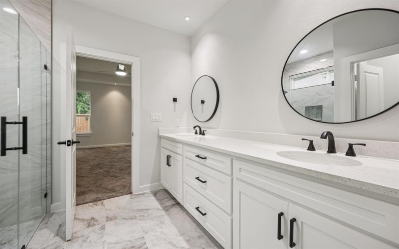 2716 E 12th Street, Fort Worth, TX 76111, 4 Bedrooms Bedrooms, ,2 BathroomsBathrooms,Residential,For Sale,2716 E 12th Street,0,20967216