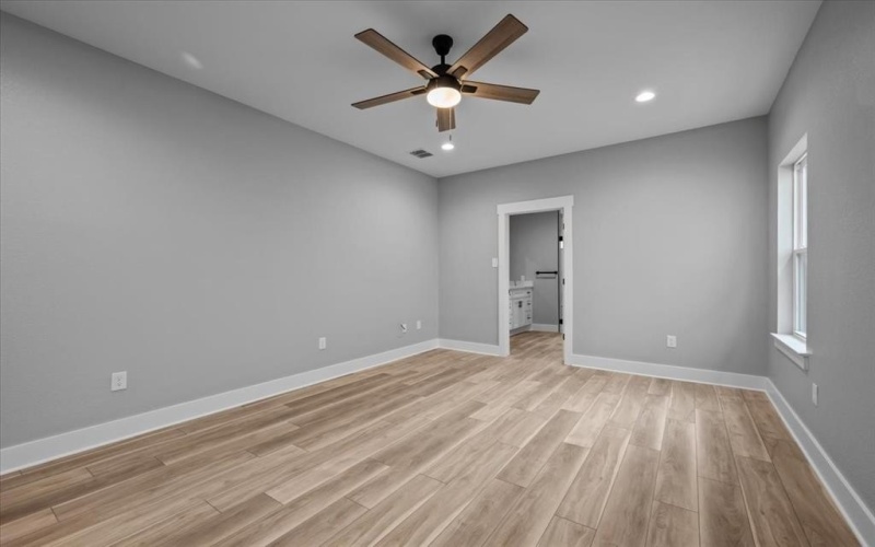 13017 Rainier, Woodway, TX 76712, 4 Bedrooms Bedrooms, ,3 BathroomsBathrooms,Residential,For Sale,13017 Rainier,20967533