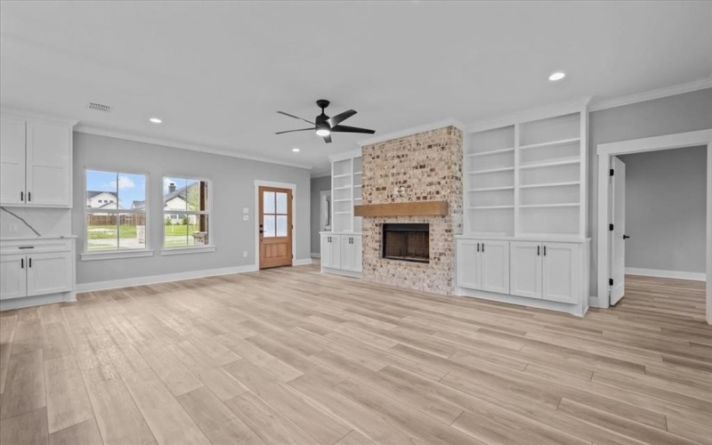 13017 Rainier, Woodway, TX 76712, 4 Bedrooms Bedrooms, ,3 BathroomsBathrooms,Residential,For Sale,13017 Rainier,20967533