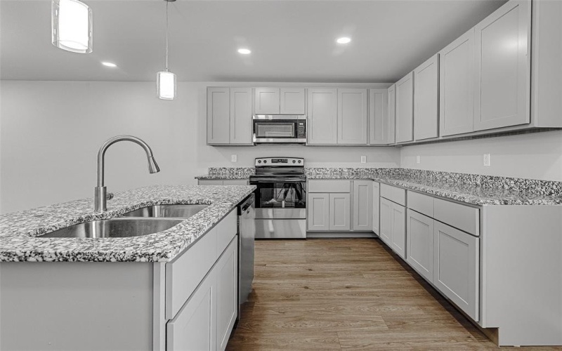 5836 Eastland Street, Fort Worth, TX 76119, 3 Bedrooms Bedrooms, ,2 BathroomsBathrooms,Residential,For Sale,5836 Eastland Street,20967842