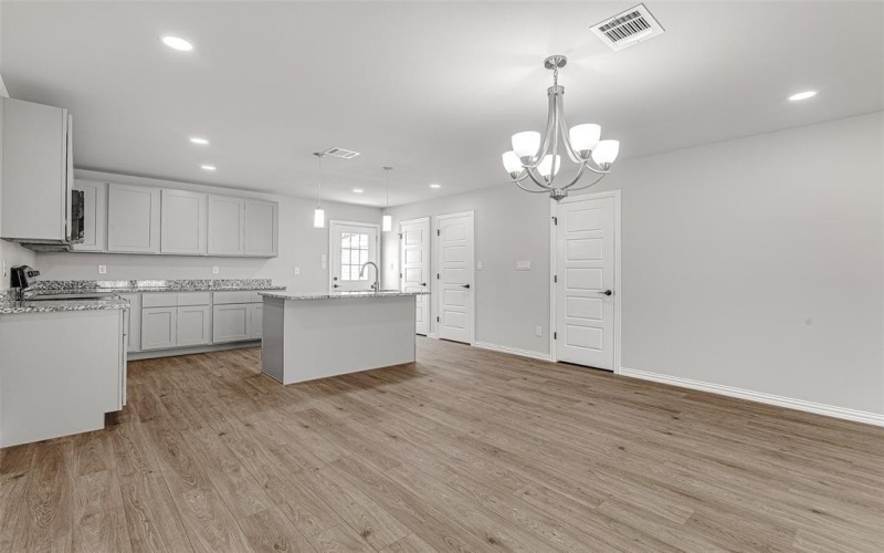 5836 Eastland Street, Fort Worth, TX 76119, 3 Bedrooms Bedrooms, ,2 BathroomsBathrooms,Residential,For Sale,5836 Eastland Street,20967842