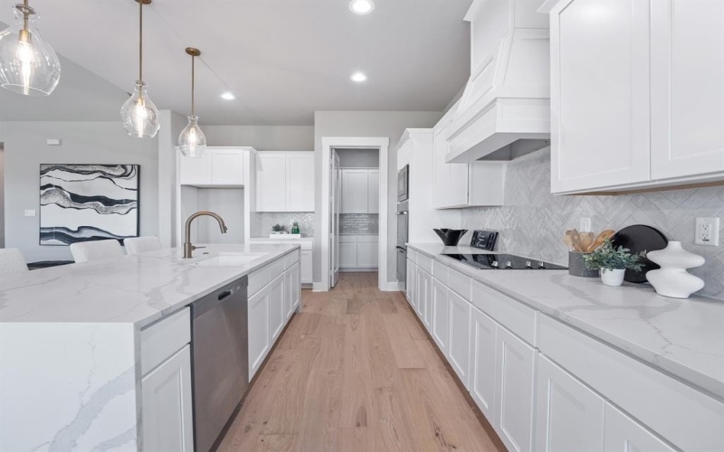 10405 Livestock Avenue, Venus, TX 76084, 3 Bedrooms Bedrooms, ,2 BathroomsBathrooms,Residential,For Sale,10405 Livestock Avenue,20968230