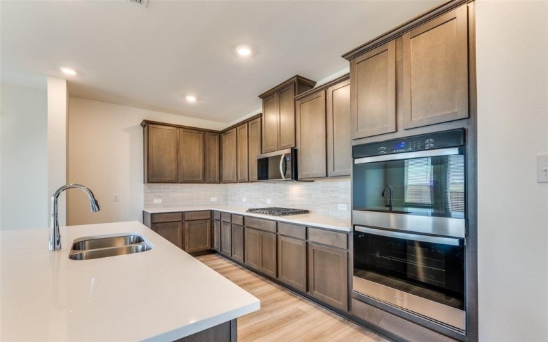 341 Fallbrook Drive, Aledo, TX 76008, 4 Bedrooms Bedrooms, ,2 BathroomsBathrooms,Residential,For Sale,341 Fallbrook Drive,0,20968259