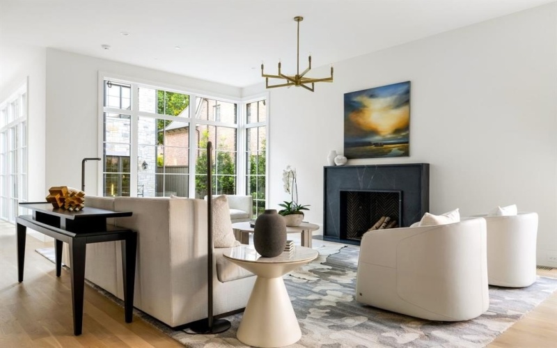 3725 Stratford Avenue, Highland Park, TX 75205, 5 Bedrooms Bedrooms, ,7 BathroomsBathrooms,Residential,For Sale,3725 Stratford Avenue,20968285