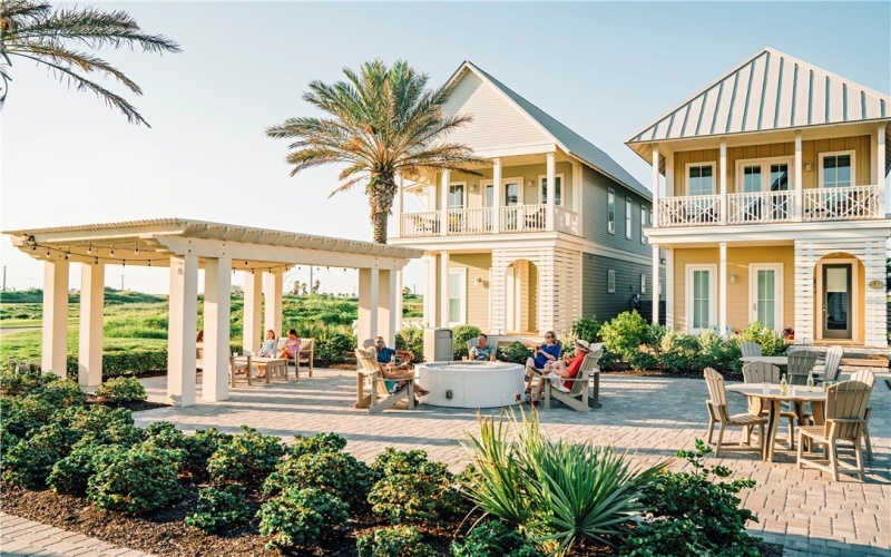 606 Sunset Avenue, Port Aransas, TX 78373, 5 Bedrooms Bedrooms, ,5 BathroomsBathrooms,Residential,For Sale,606 Sunset Avenue,441280