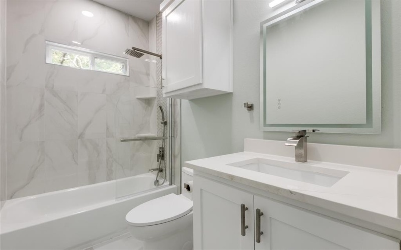 2417 Felton Court, Dallas, TX 75215, 4 Bedrooms Bedrooms, ,3 BathroomsBathrooms,Residential,For Sale,2417 Felton Court,0,20968465