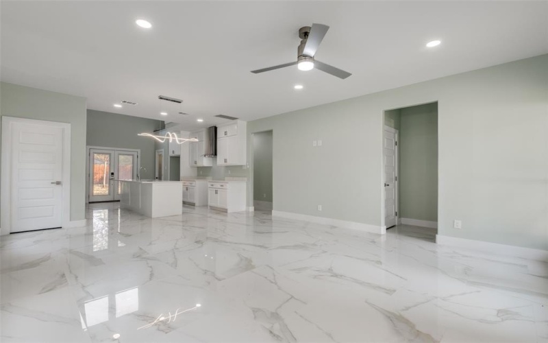 2417 Felton Court, Dallas, TX 75215, 4 Bedrooms Bedrooms, ,3 BathroomsBathrooms,Residential,For Sale,2417 Felton Court,0,20968465