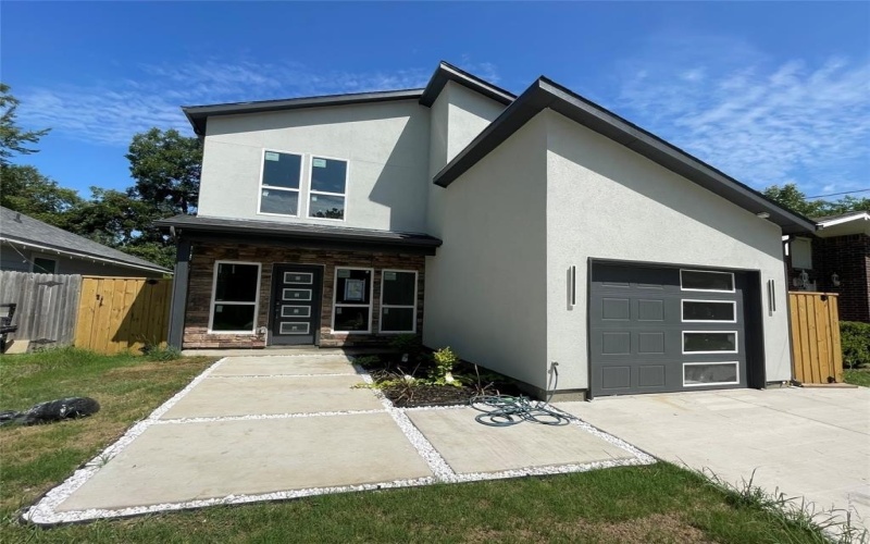 2417 Felton Court, Dallas, TX 75215, 4 Bedrooms Bedrooms, ,3 BathroomsBathrooms,Residential,For Sale,2417 Felton Court,0,20968465
