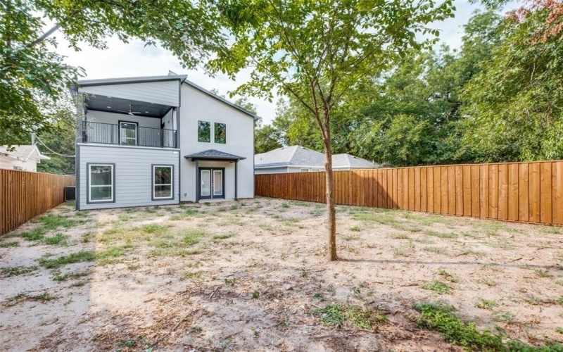 2417 Felton Court, Dallas, TX 75215, 4 Bedrooms Bedrooms, ,3 BathroomsBathrooms,Residential,For Sale,2417 Felton Court,0,20968465