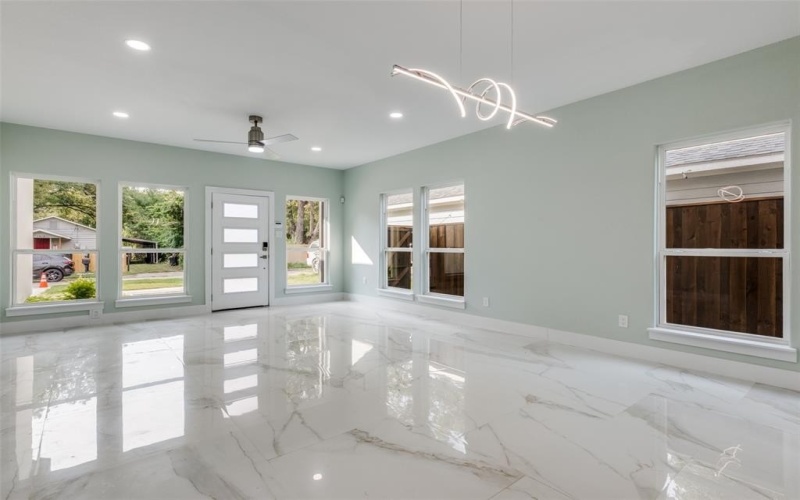 2417 Felton Court, Dallas, TX 75215, 4 Bedrooms Bedrooms, ,3 BathroomsBathrooms,Residential,For Sale,2417 Felton Court,0,20968465