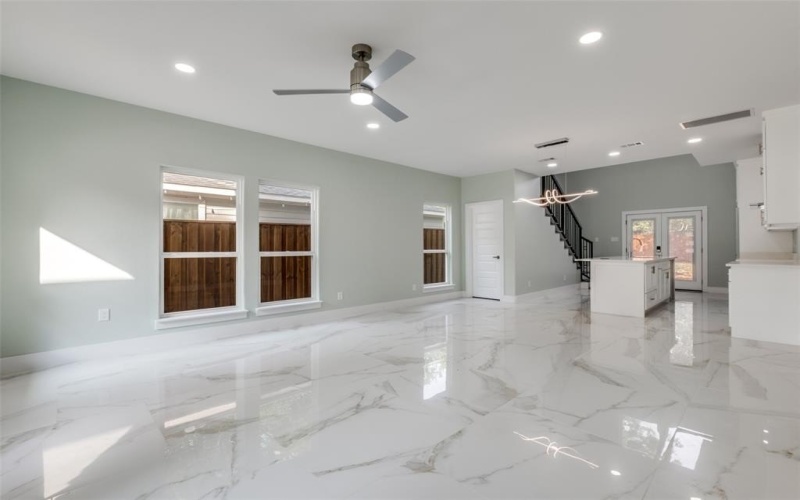 2417 Felton Court, Dallas, TX 75215, 4 Bedrooms Bedrooms, ,3 BathroomsBathrooms,Residential,For Sale,2417 Felton Court,0,20968465