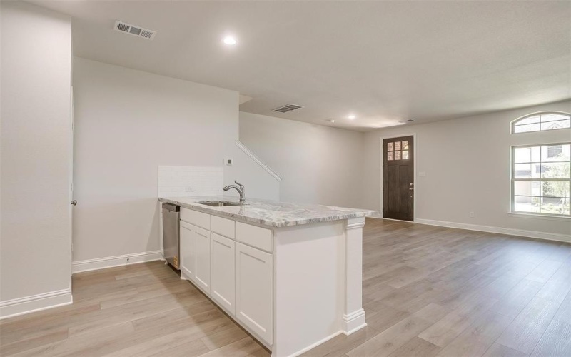 6815 Robert Reed Drive, Arlington, TX 76001, 3 Habitaciones Habitaciones , ,2 BañosBaños,Residential,En Venta,6815 Robert Reed Drive,0,20968605