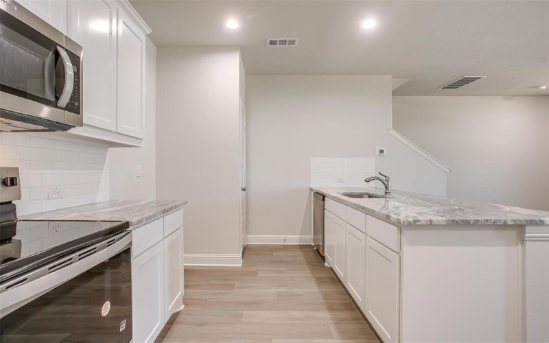 6815 Robert Reed Drive, Arlington, TX 76001, 3 Habitaciones Habitaciones , ,2 BañosBaños,Residential,En Venta,6815 Robert Reed Drive,0,20968605