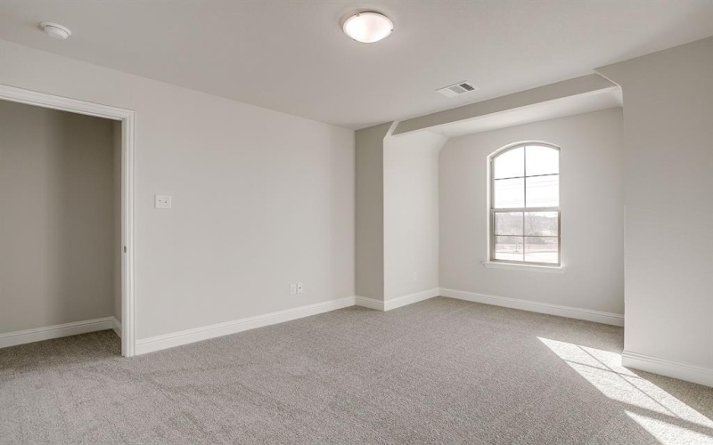 6815 Robert Reed Drive, Arlington, TX 76001, 3 Bedrooms Bedrooms, ,2 BathroomsBathrooms,Residential,For Sale,6815 Robert Reed Drive,0,20968605