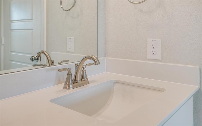 6817 Robert Reed Drive, Arlington, TX 76001, 3 Bedrooms Bedrooms, ,2 BathroomsBathrooms,Residential,For Sale,6817 Robert Reed Drive,0,20968614