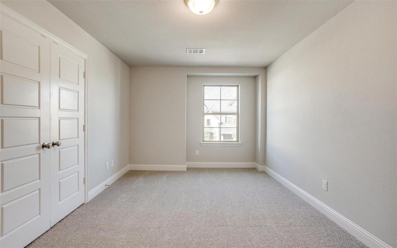6817 Robert Reed Drive, Arlington, TX 76001, 3 Bedrooms Bedrooms, ,2 BathroomsBathrooms,Residential,For Sale,6817 Robert Reed Drive,0,20968614