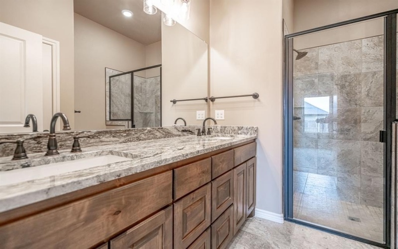 2600 Creek Drive, Granbury, TX 76048, 3 Habitaciones Habitaciones , ,2 BañosBaños,Residential,En Venta,2600 Creek Drive,20969878