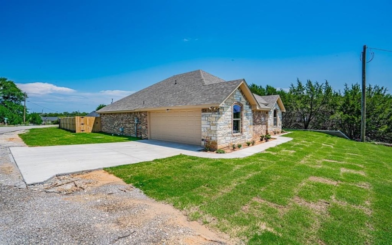 2600 Creek Drive, Granbury, TX 76048, 3 Habitaciones Habitaciones , ,2 BañosBaños,Residential,En Venta,2600 Creek Drive,20969878
