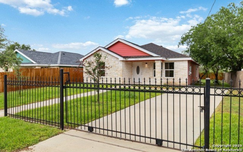 10302 Renova, San Antonio, TX 78214, 3 Bedrooms Bedrooms, ,2 BathroomsBathrooms,Residential,For Sale,10302 Renova,1875774