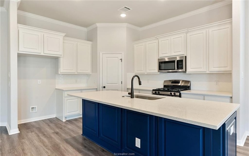 6436 Raleigh, College Station, TX 77845, 4 Habitaciones Habitaciones , ,3 BañosBaños,Residential,En Venta,6436 Raleigh,25006914