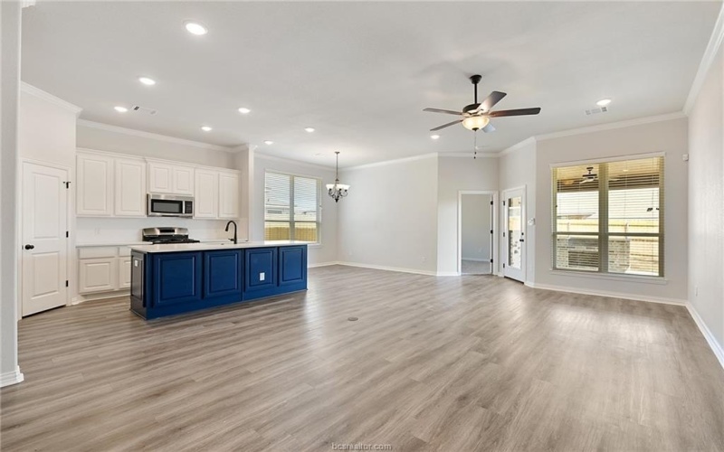 6436 Raleigh, College Station, TX 77845, 4 Habitaciones Habitaciones , ,3 BañosBaños,Residential,En Venta,6436 Raleigh,25006914